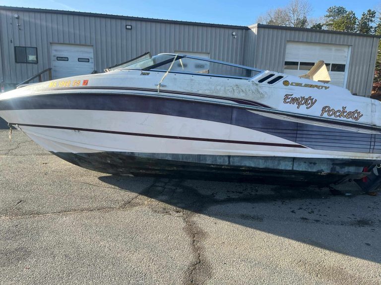 5 Signs It’s Time to Remove Your Boat in Rhode Island and How to Get Started