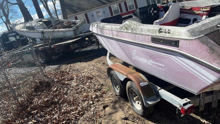 Why Hire a Professional for Boat Removal in Rhode Island? 5 Key Benefits