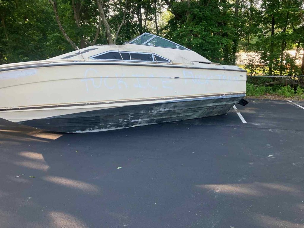 Expert Boat Removal in Rhode Island