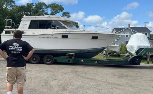 Boat Removal & Disposal Services in Rhode Island